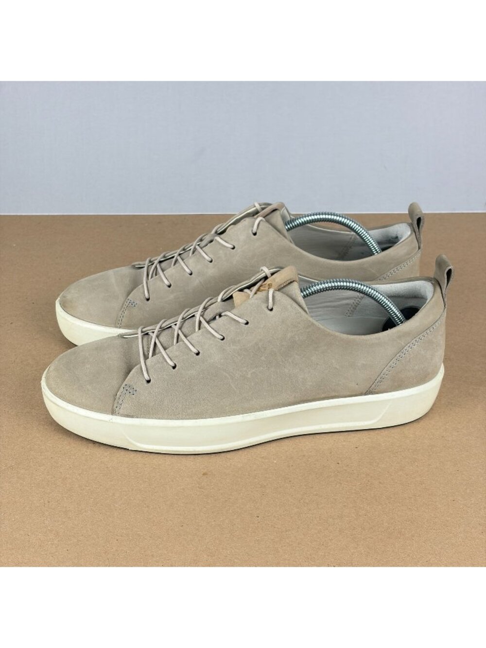 Ecco Soft 8 Leather Casual Sneakers Mens 7 Womens 10 Taupe Tan Low Top Lace Up